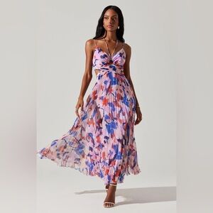 ASTR The Label Aquata Floral Pleated Maxi Dress